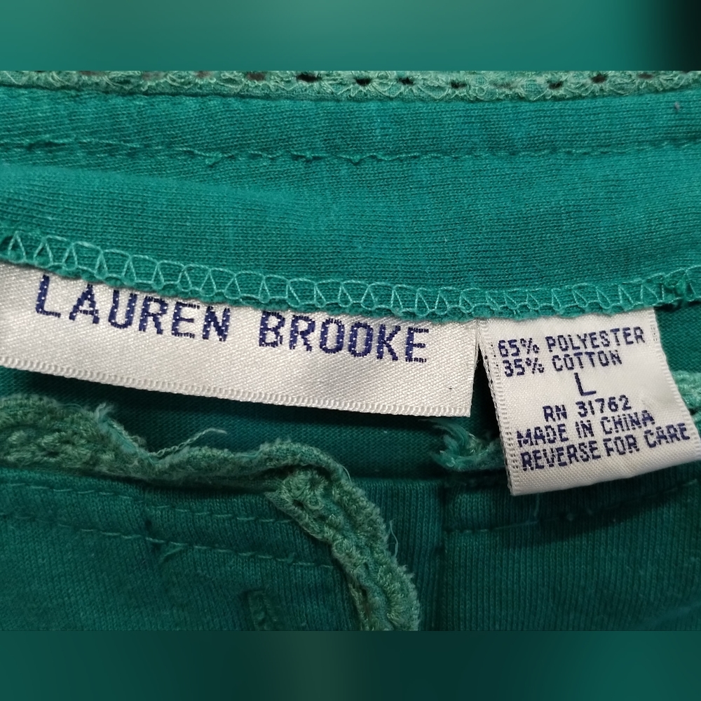 โข Lauren Brooke Women L Green inner shoulder pads Long Sleeve 10 Buttons Top - Picture 8 of 11